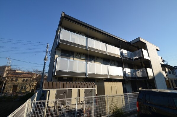 レオパレスTAKAの物件外観写真